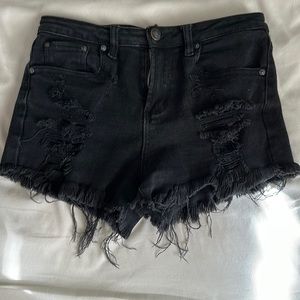 🖤Women’s Size 5 Black Jean Shorts🖤